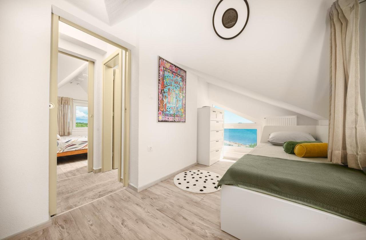 Maris Villa Betina (Sibenik-Knin)